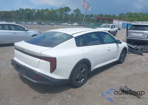 2025 Kia K4 Lxs from USA, damaged, VIN 3KPFT4DE0SE058540